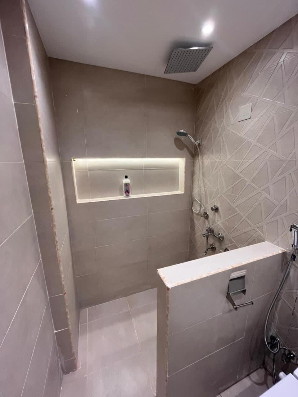 Zamalek sunny 2BR Apartment in Cairo