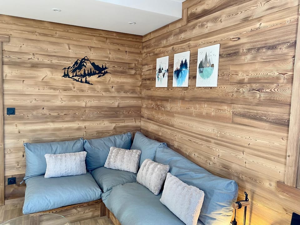 Appartement T3 rénové avec 2 chambres, proche centre, parking, Formiguères - FR-1-758-37 Apartment in Catalonia