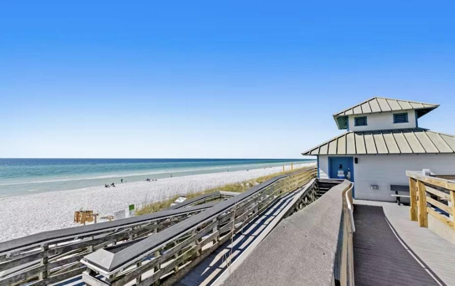 Available for Season! Emerald Heaven in Destin Apartment in Miramar Beach