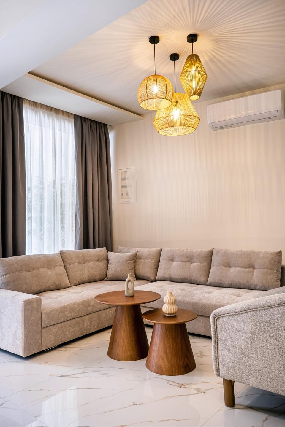 Living room, Seating area, air conditioner