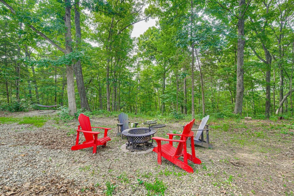Home w/ Trail Access on 19 Acres in Wright City! House in Illinois