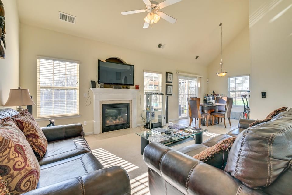 6 Mi to Charlotte Motor Speedway: Home w/ Fire Pit House in Concord