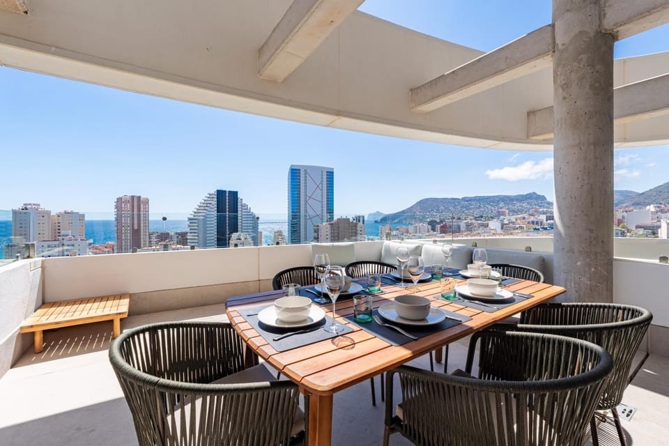 Property building, View (from property/room), City view, Sea view, Breakfast