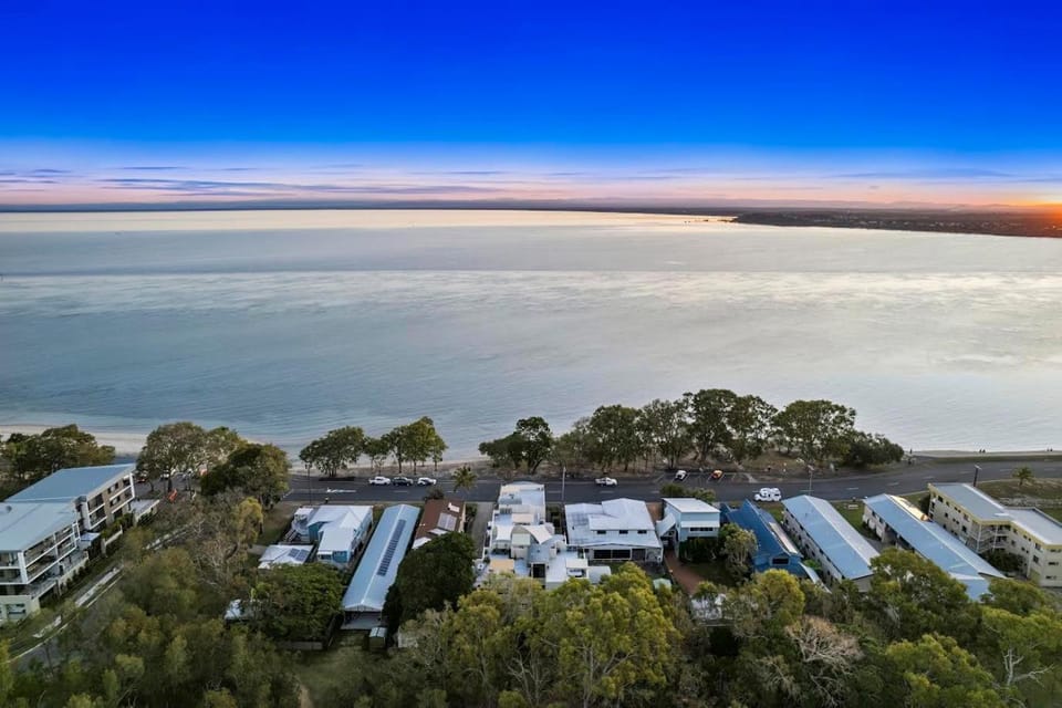 Channel Views Apartment in Woorim