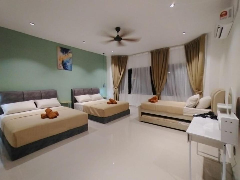 Bed, Photo of the whole room, Bedroom, air conditioner