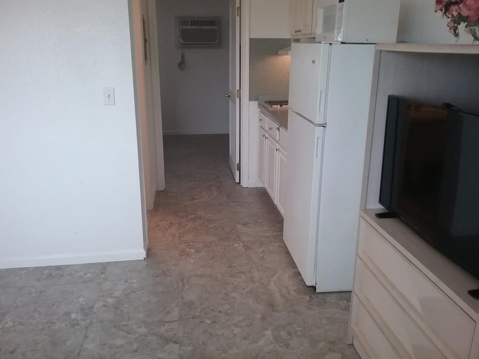 Apollo Motel Resort in Wildwood Crest