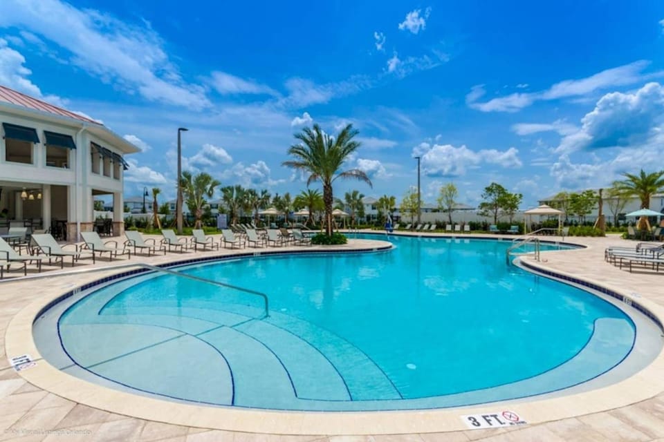 Brand New Luxury 2bd 2 bath Condo Home 270 House in Kissimmee