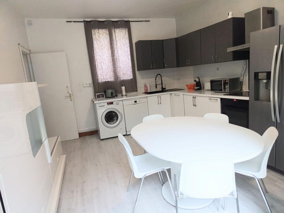 maison spacieuse à coulommiers 8 couchages House in Île-de-France