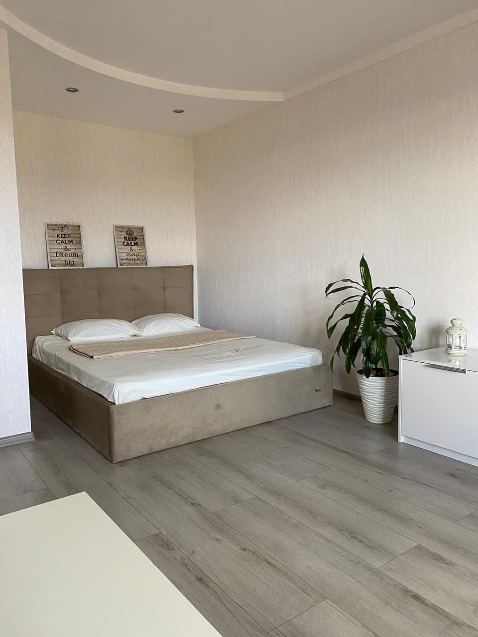 5 Minutes to the City Center Apartment in Ukraine