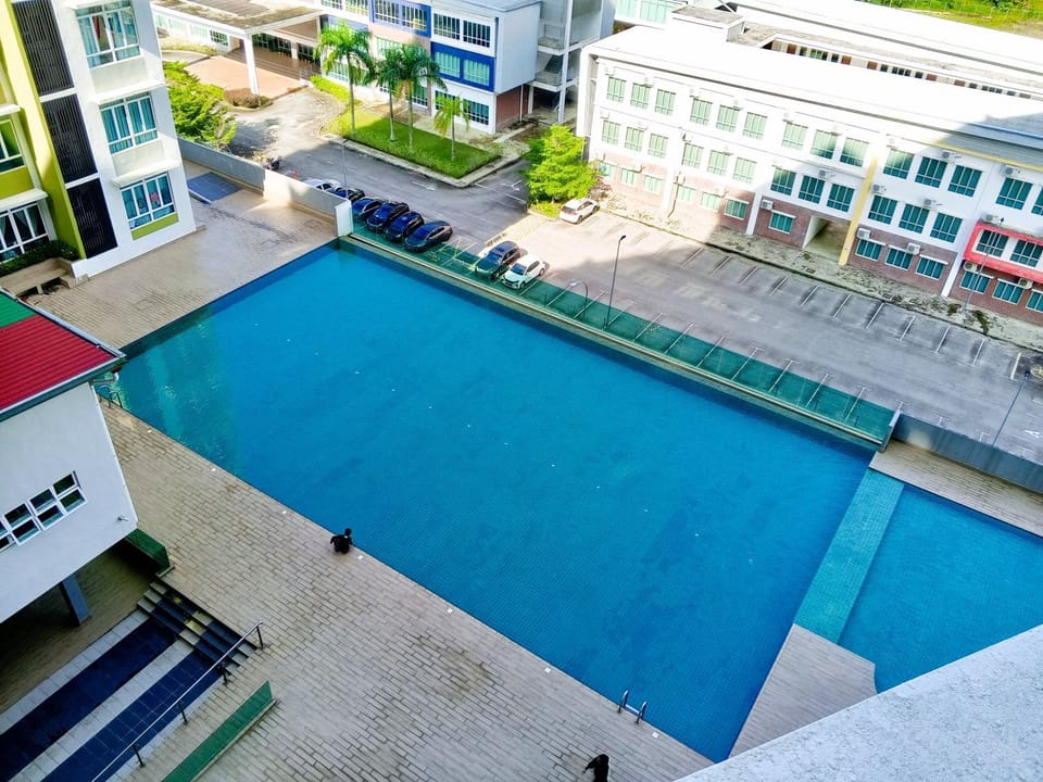 Pool view, Swimming pool