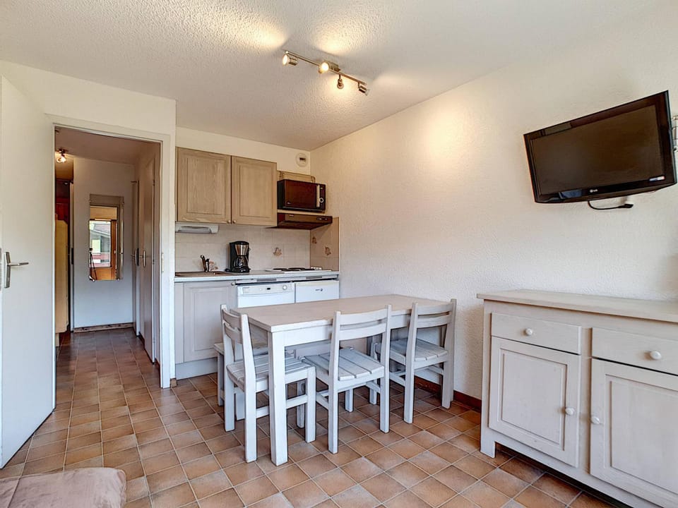 Appartement 6 pers, balcon sud, wifi, animaux admis, parking, La Clusaz - FR-1-818-89 Apartment in La Clusaz