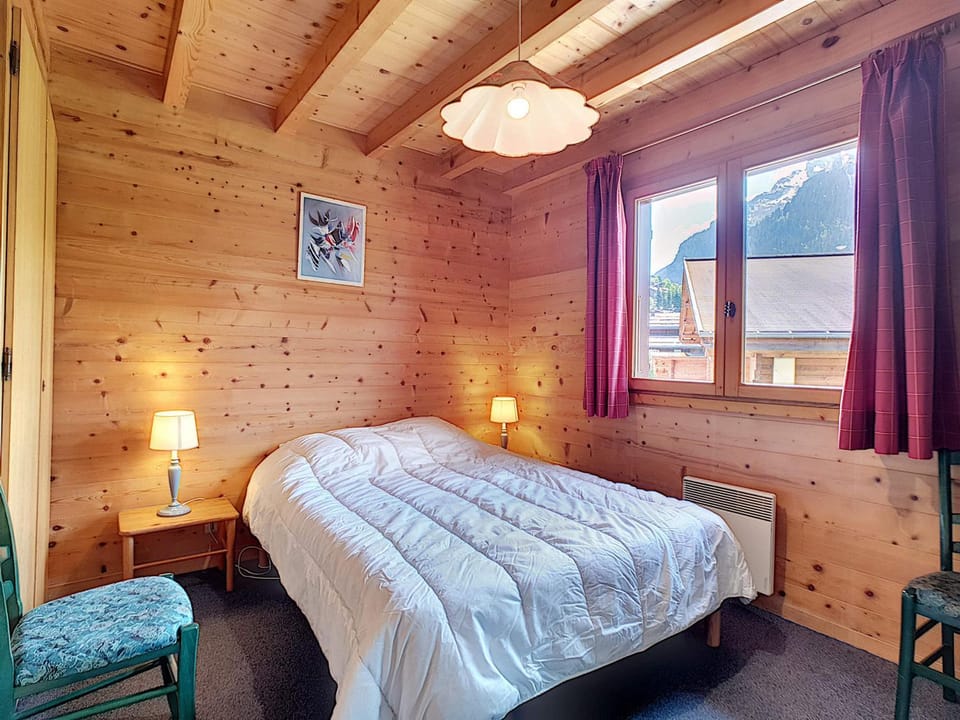 Demi-chalet cosy 6 pers à La Clusaz avec Wifi & Animaux admis - FR-1-818-100 Apartment in La Clusaz