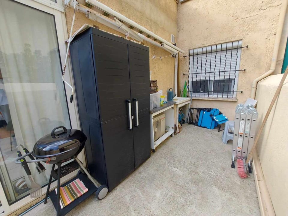 Appartement 3 pièces avec terrasse, clim et WIFI, proche plage et commerces - FR-1-423-312 Apartment in Agde