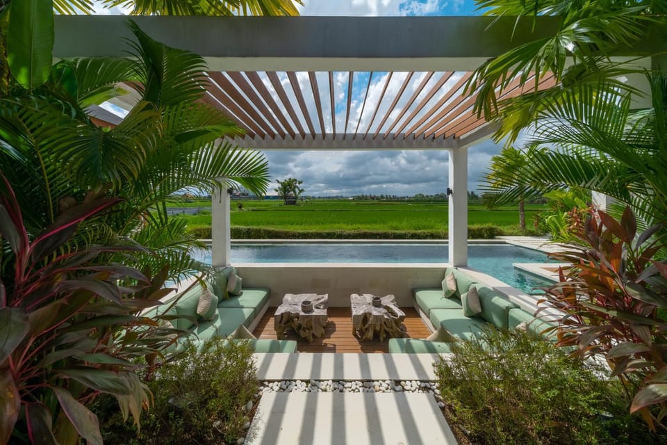 Nirwana Air - 3BR Ubud Villa with Panoramic Views Villa in Abiansemal