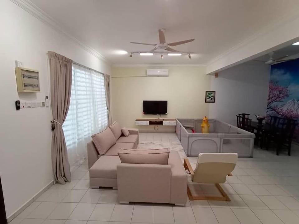 Cheerfull-Cozy Japanese Style House in Penang