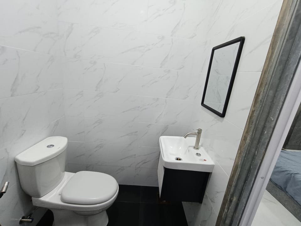 Toilet, Bathroom