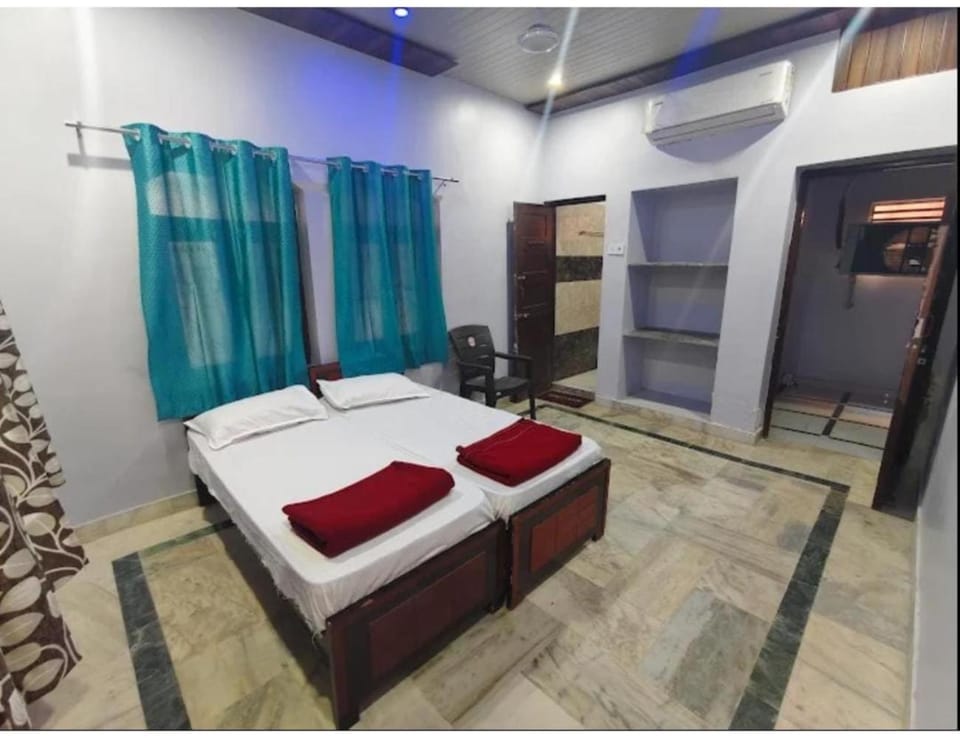 Bed, Bathroom, Bedroom, wardrobe