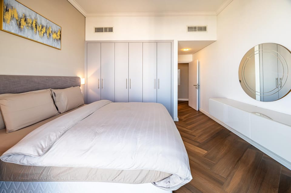 Bedroom, wardrobe, air conditioner