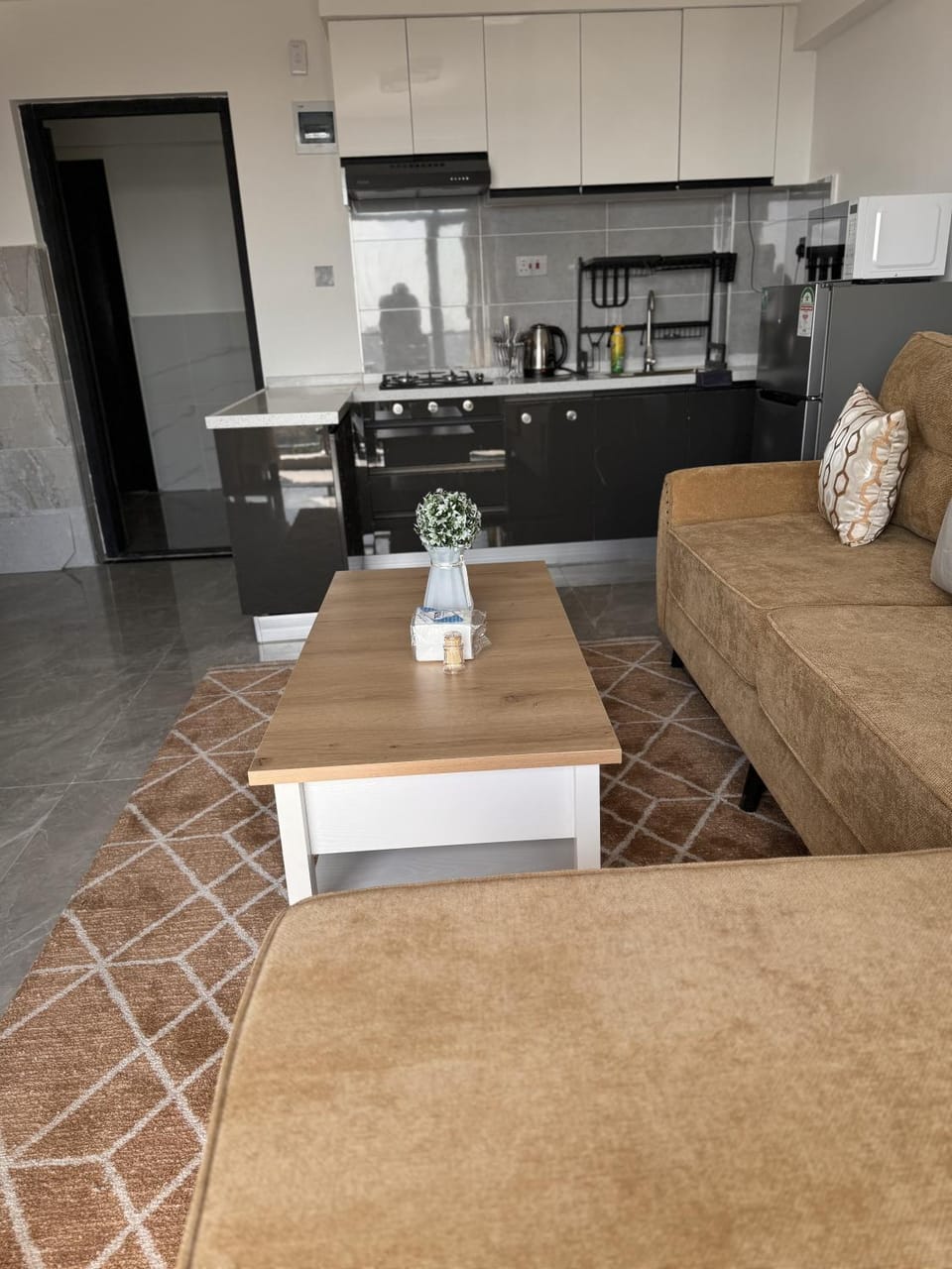 Kitchen or kitchenette, Living room, Seating area, Dining area, minibar, pet friendly, stove