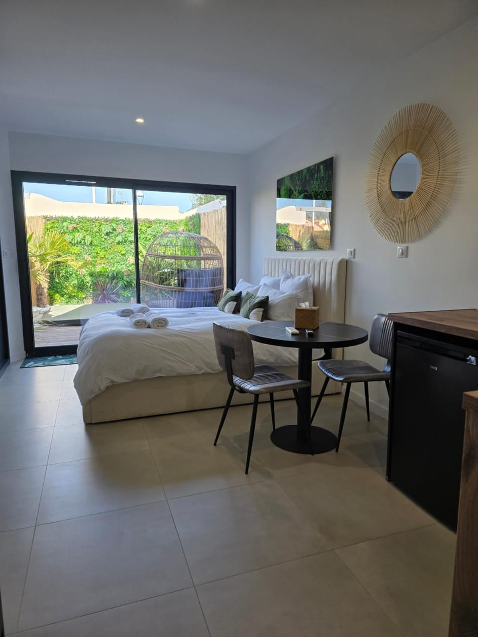 SpaLagon Jacuzzi Privé Chauffé 37 Proche Arena Parc Expo Apartment in Mauguio