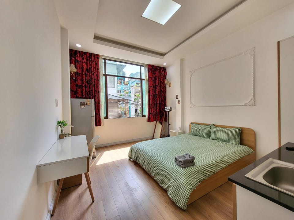 Photo of the whole room, Bedroom