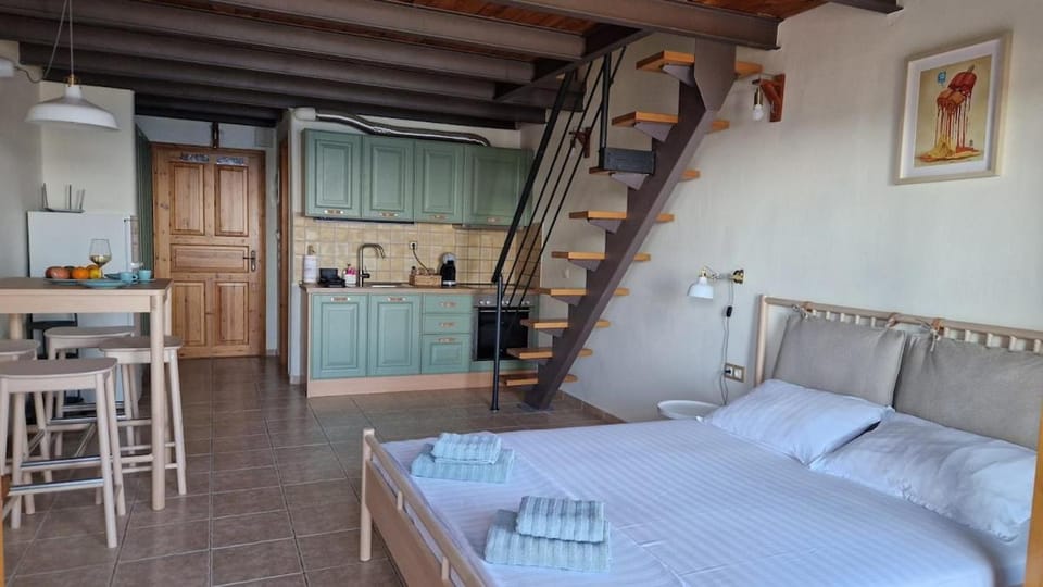 Communal lounge/ TV room, Bedroom