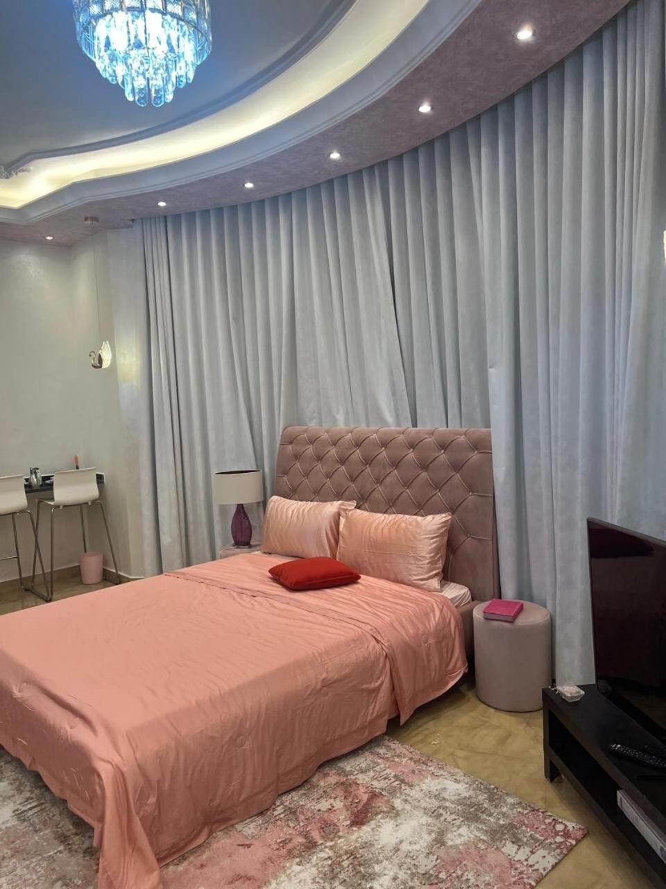 Happy Hearts Studio -FAMILY ONLY- Apartment in Abu Dhabi