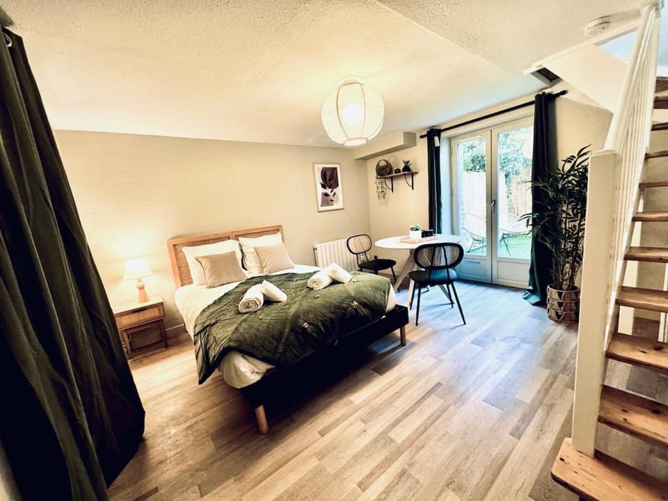 Le VeRdO, private garden, 400m Gare Apartment in Rennes