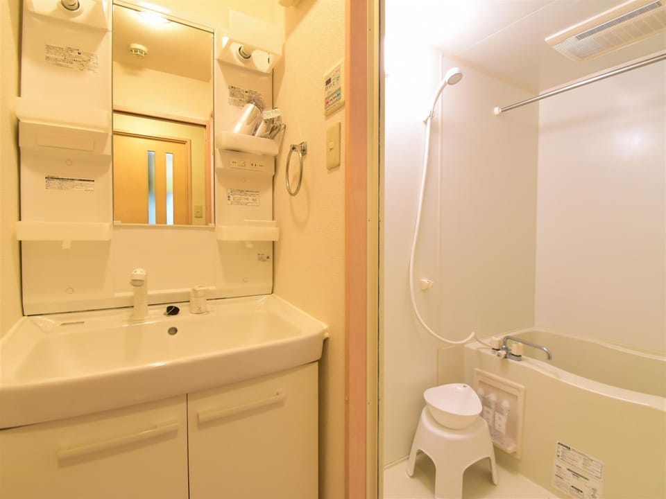 Shower, Bathroom, Bath