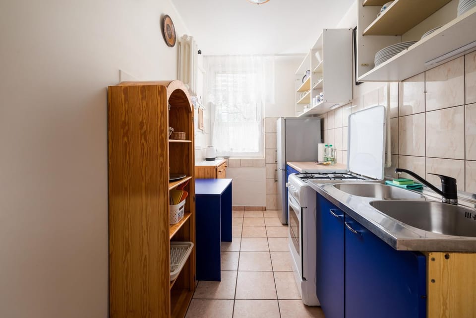 Kitchen or kitchenette, oven, stove