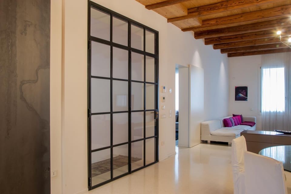 Facade/entrance, Living room