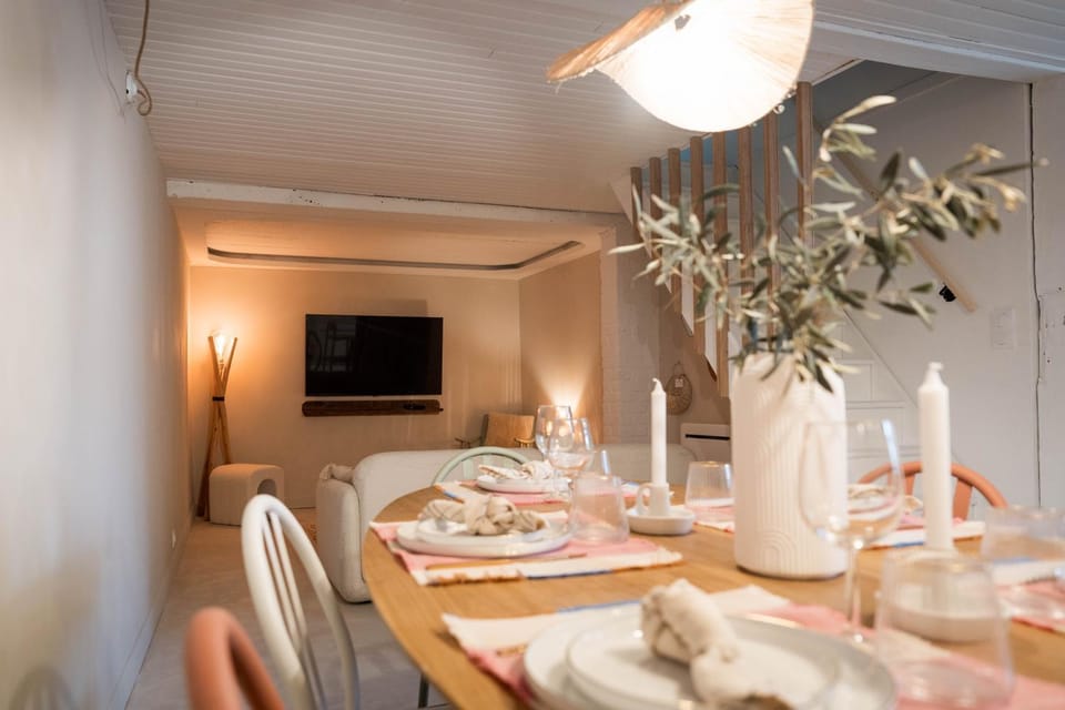 TV and multimedia, Dining area