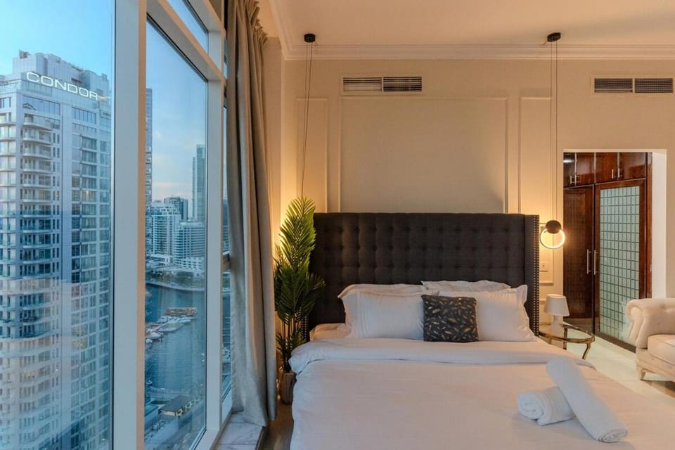 Bed, View (from property/room), Balcony/Terrace, Living room, Photo of the whole room, Bedroom, towels, air conditioner