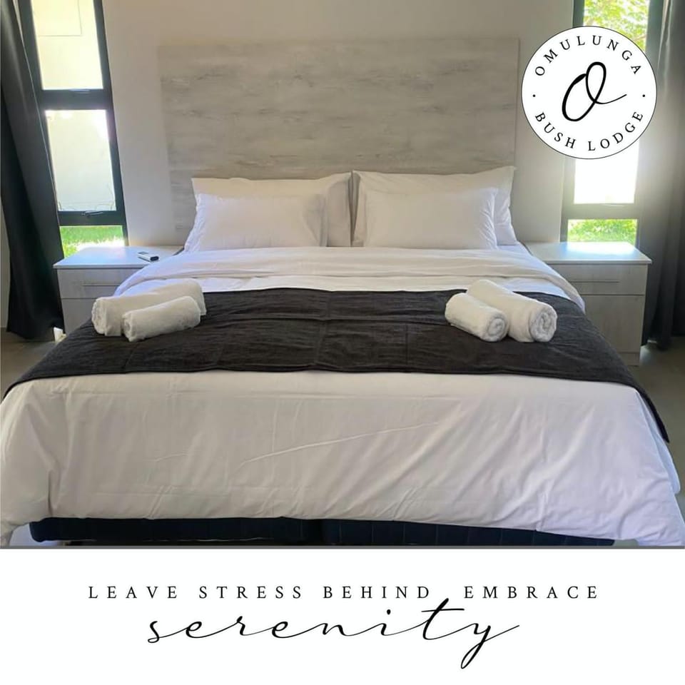 Bed, Property logo or sign, Photo of the whole room, Bedroom