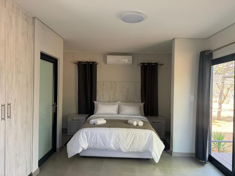 Bed, Photo of the whole room, Bedroom, towels, wardrobe, air conditioner