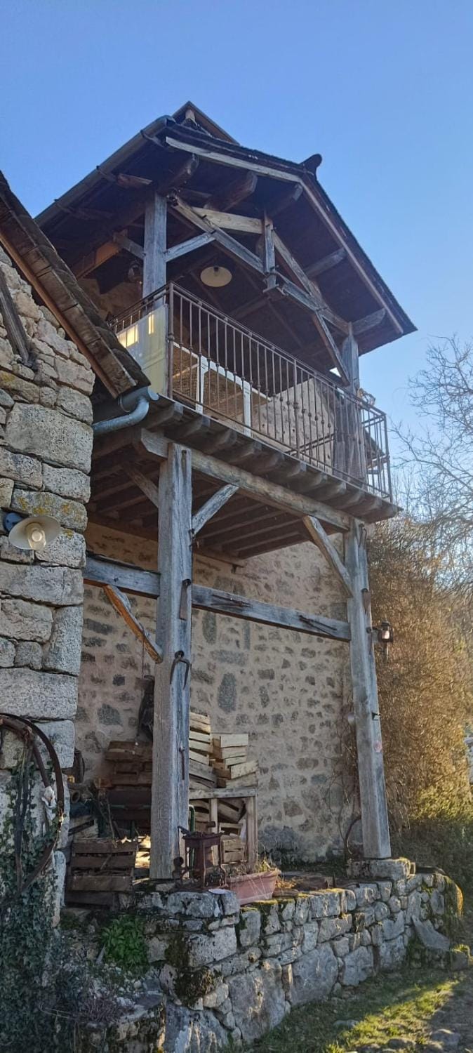 Gite aux jardins du Soulié Hostel in Auvergne-Rhône-Alpes