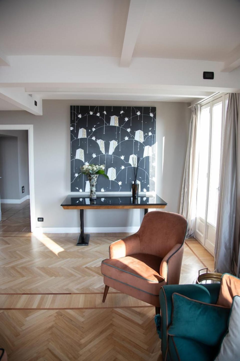 Luxury City Retreat with Breathtaking View Apartment in Turin