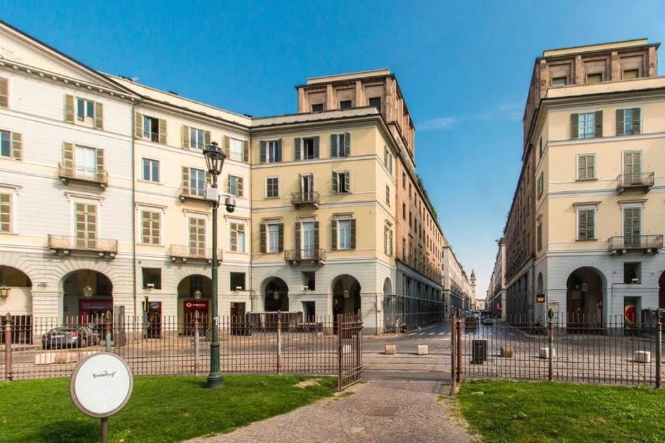 Luxury City Retreat with Breathtaking View Apartment in Turin