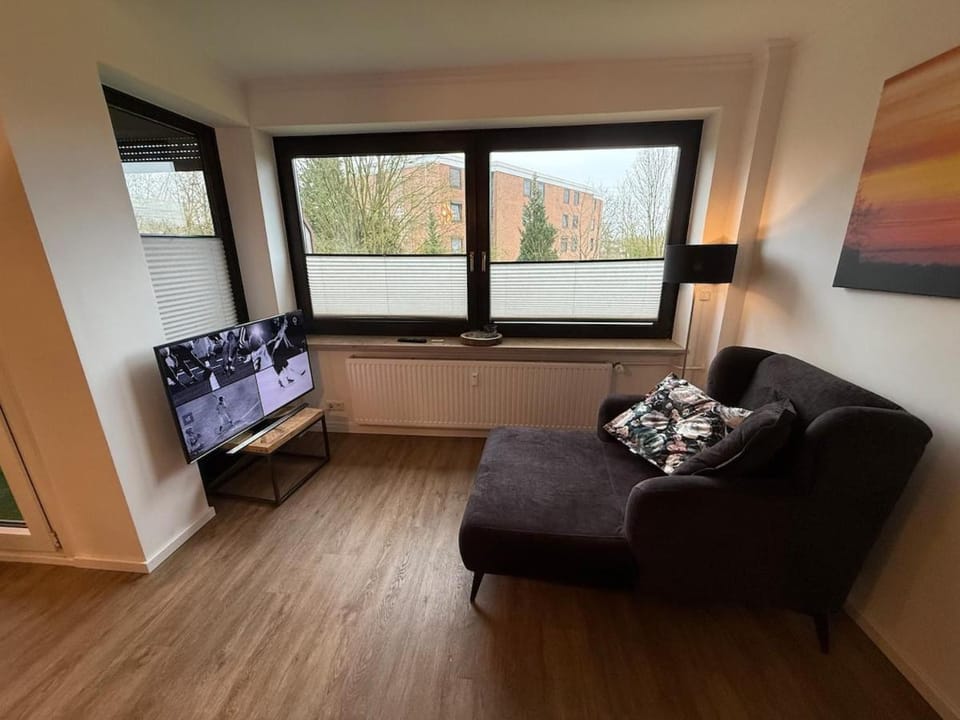TV and multimedia, Seating area