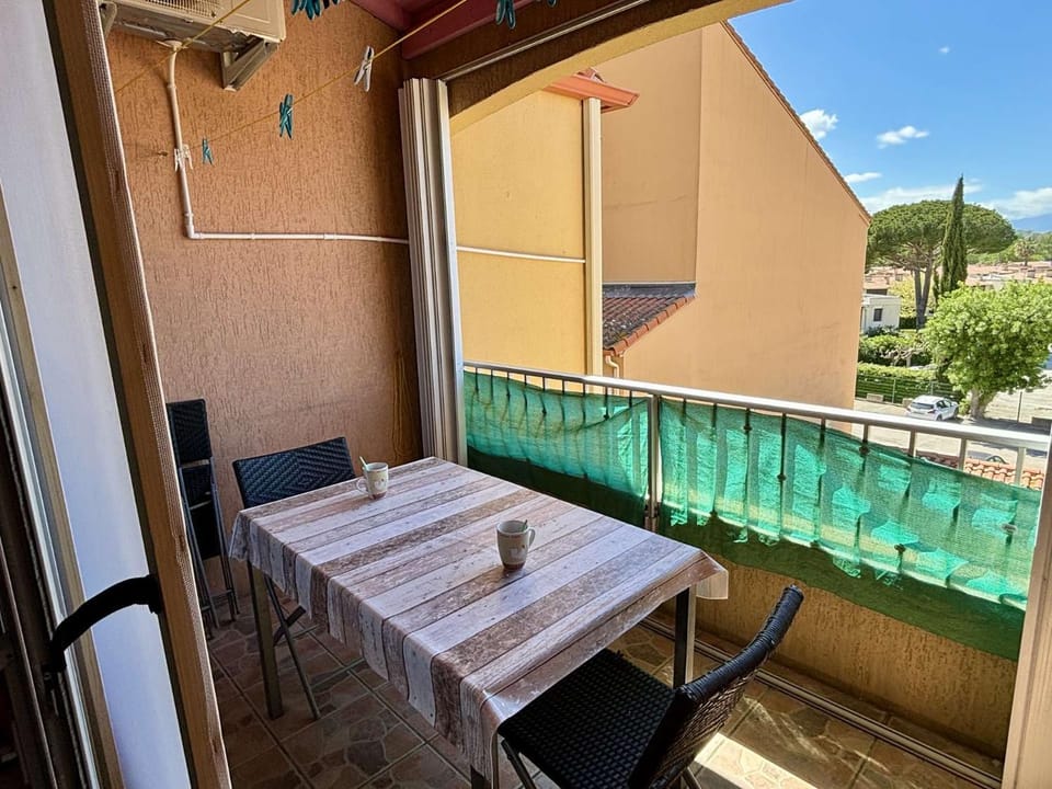 Balcony/Terrace, Dining area