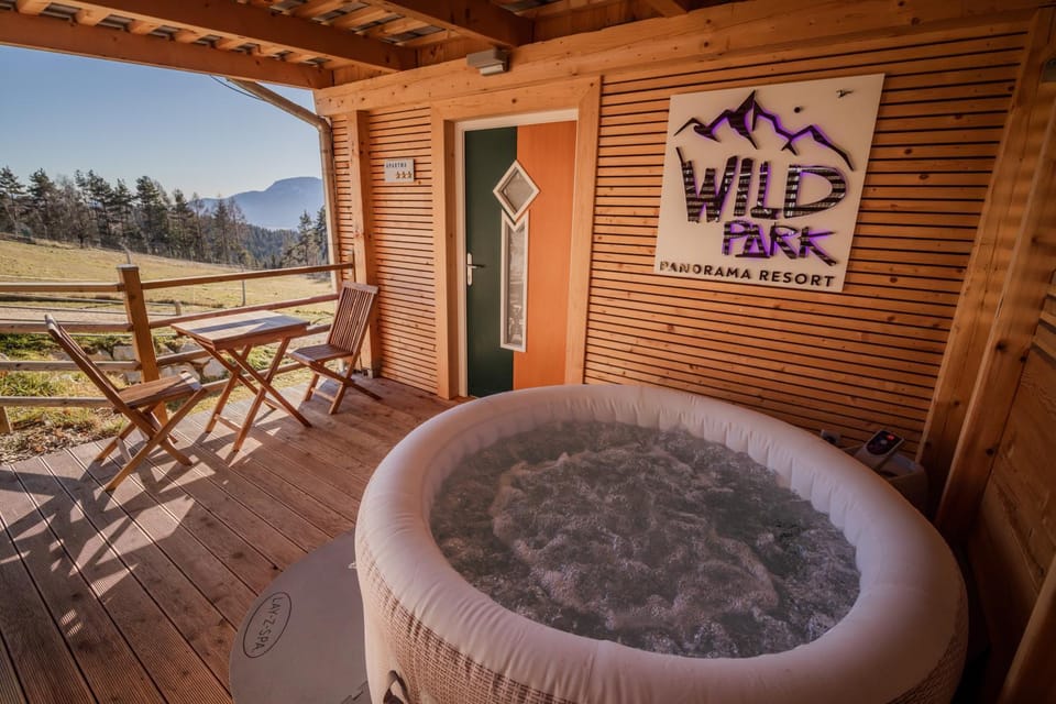 Day, Hot Tub, Hot Tub