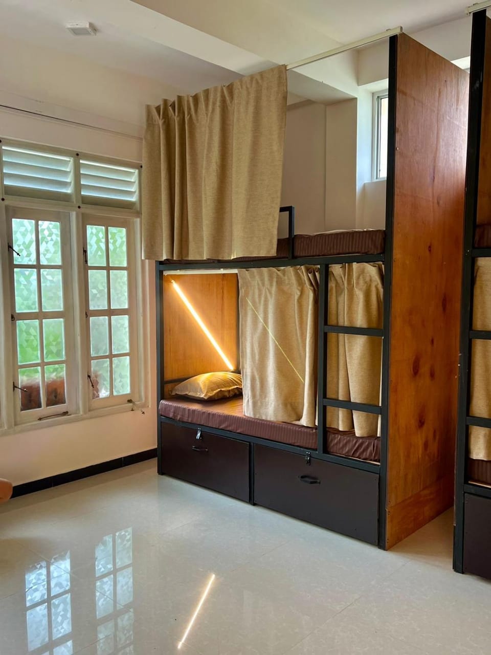 bunk bed