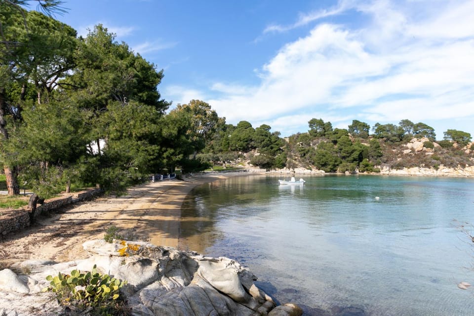 Filyra Seafront Villa, Vourvourou Villa in Halkidiki