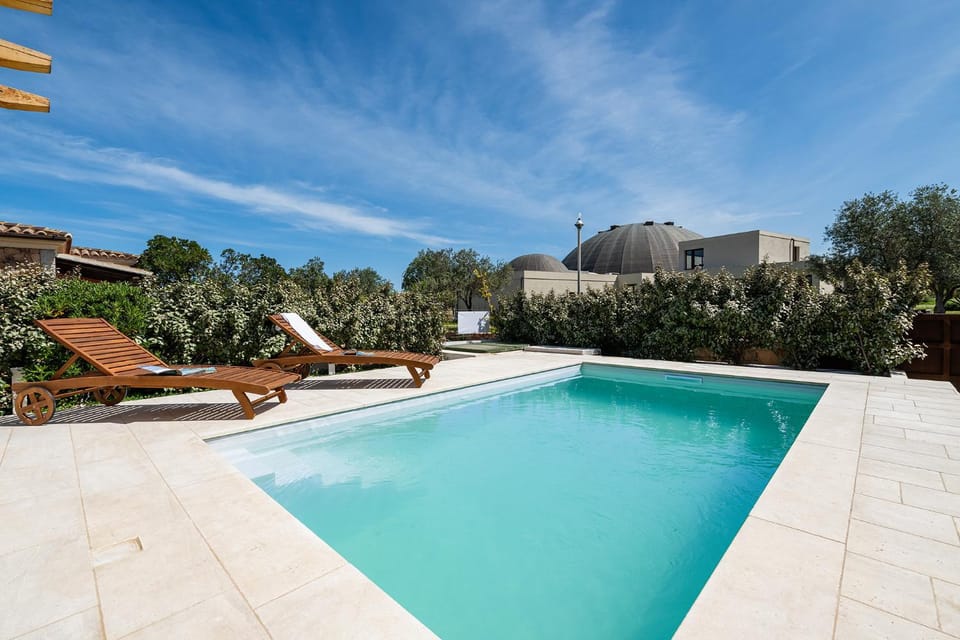Garden view, Pool view, Swimming pool