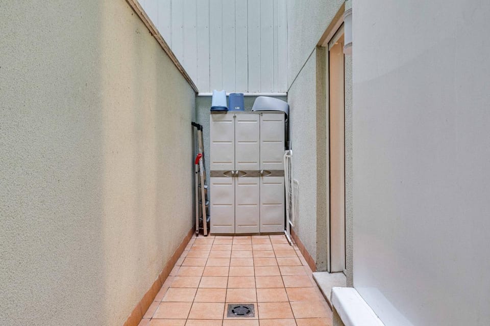 Inner courtyard view