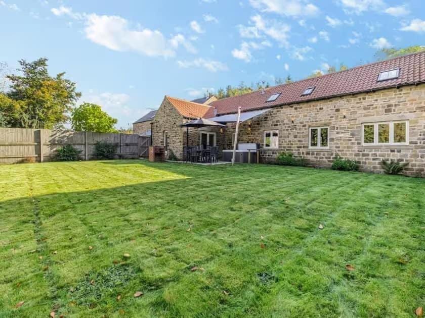 Property building, Garden