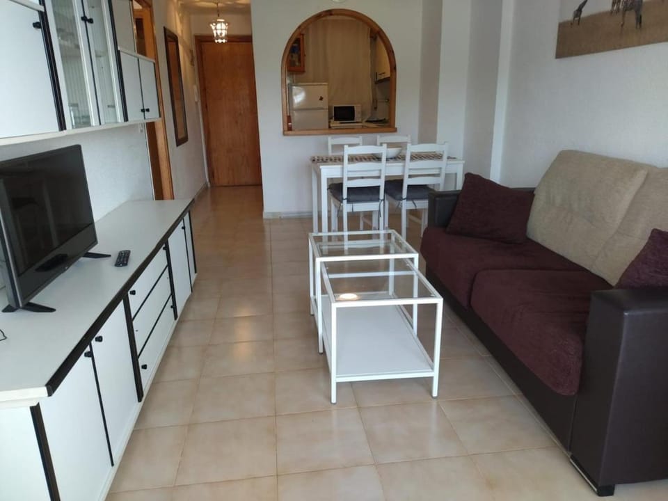 Apartamento cerca del mar, bonitas vistas, 2 habitaciones Apartment in Mil Palmeras