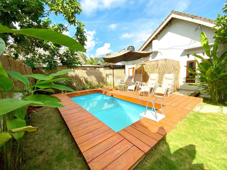 Althea Private Tropical 2BR Villa with Pool & GardenBliss House in Pujut