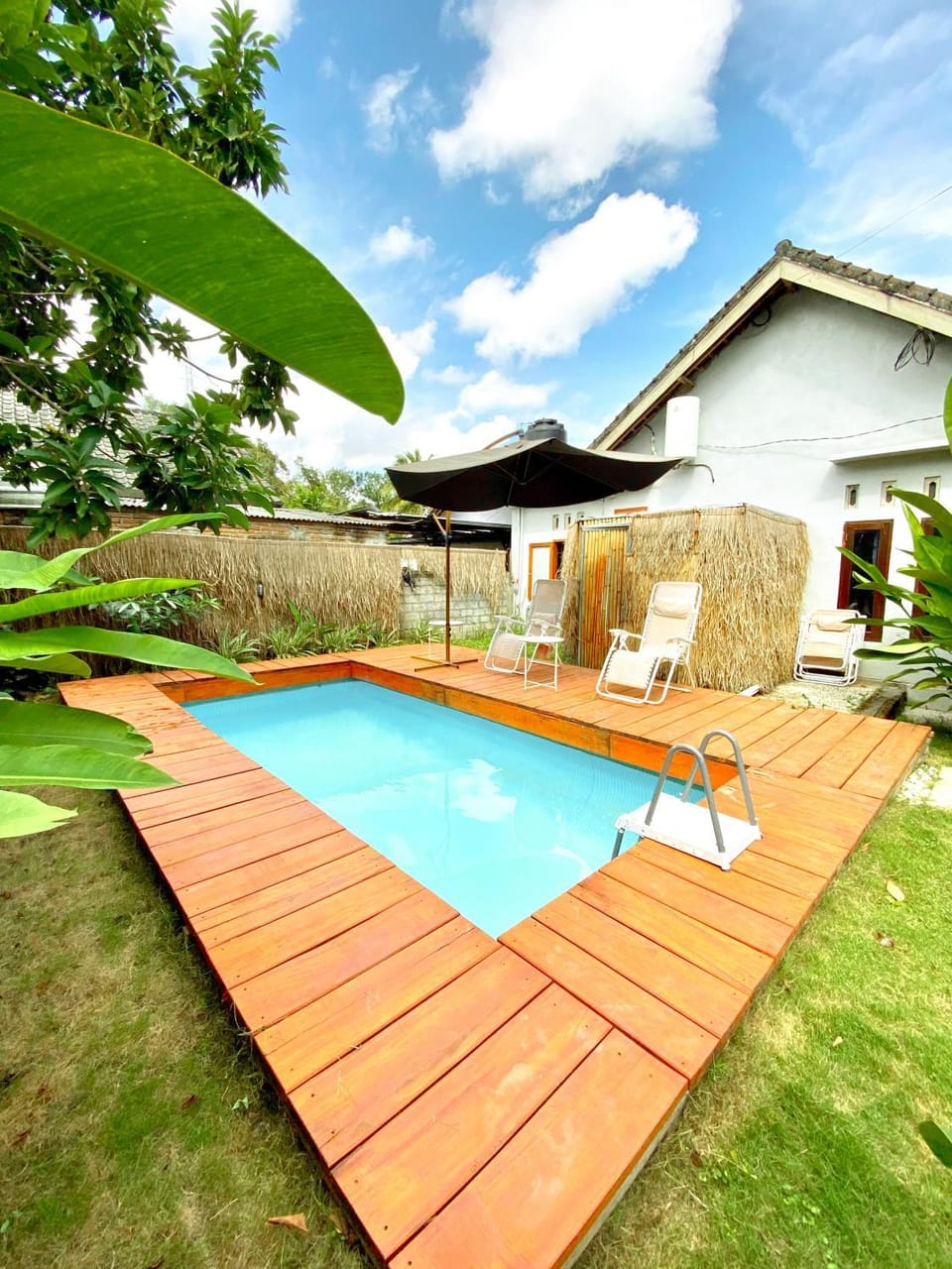 Althea Private Tropical 2BR Villa with Pool & GardenBliss House in Pujut