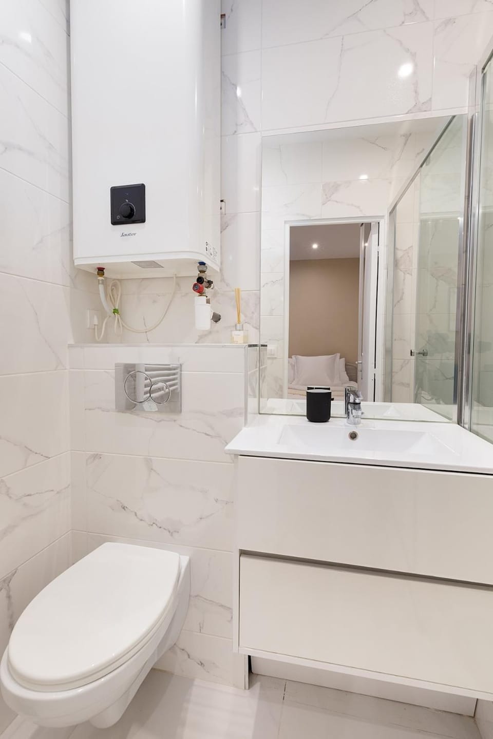 Lasuite Montbrun Apartment in Paris